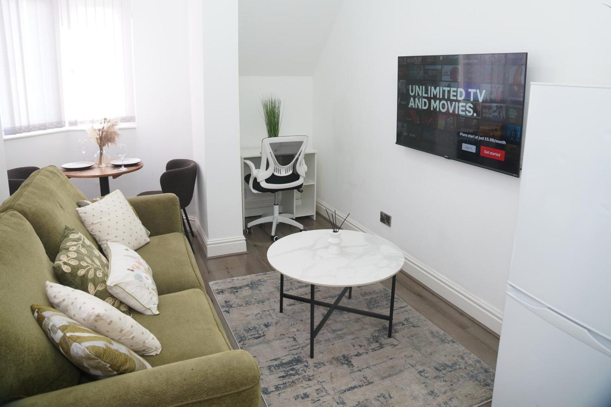 Affordably Elegant Apartments Close To Coop Live, Etihad Stadium And Manchester City Centre ภายนอก รูปภาพ